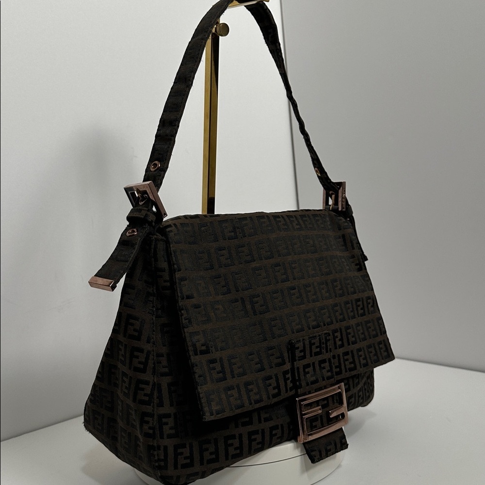 💯Authentic Fendi Mamma Baguette Bag🍀 - Picture 4 of 17